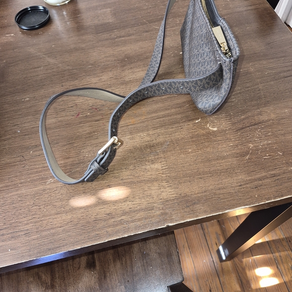 Michael Kors Brown and Black Women's Bag - Picture 4 of 6